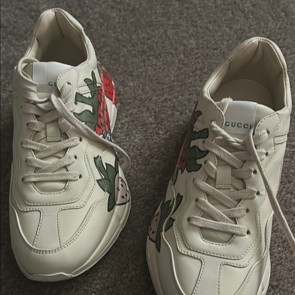Gucci Off-White Sneakers with Strawberry Motif